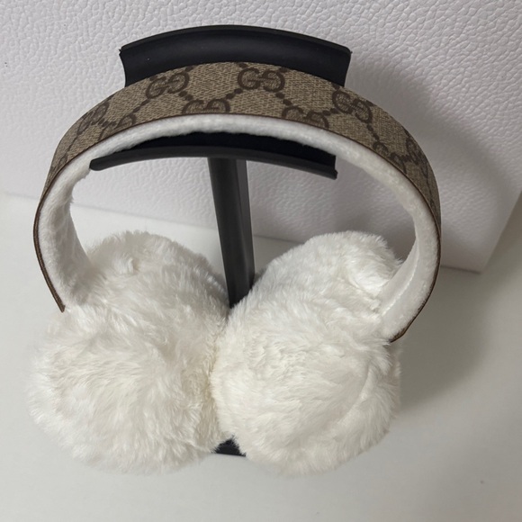 Upcycled Gucci White Fur Earmuffs - Picture 3 of 6